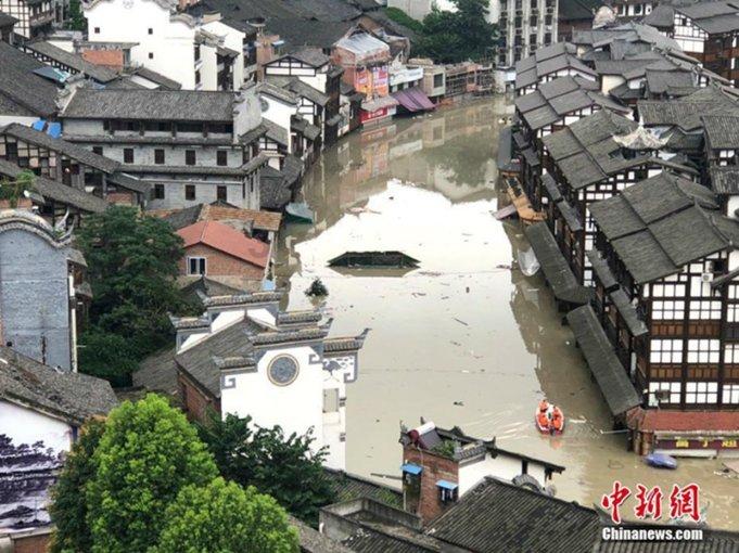 镇魔曲页游